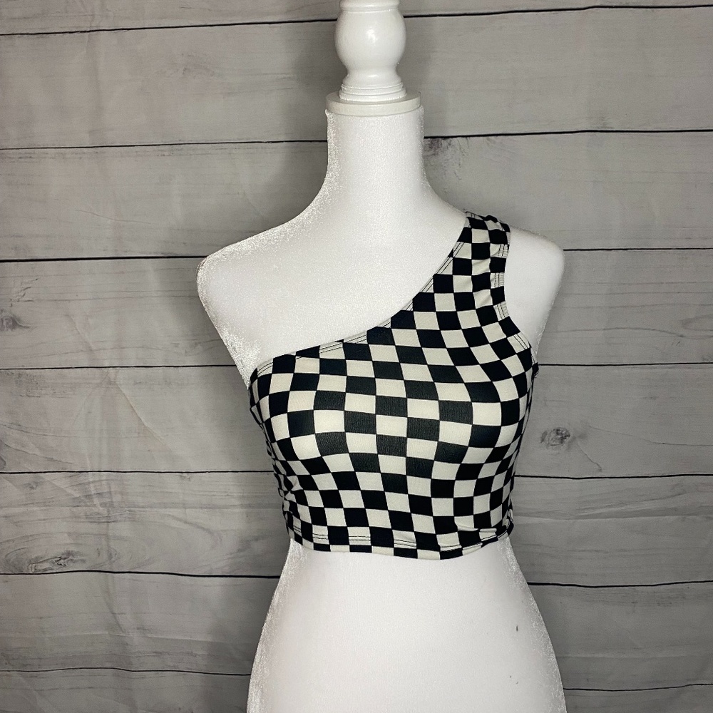 Checkered One Shoulder Crop Top